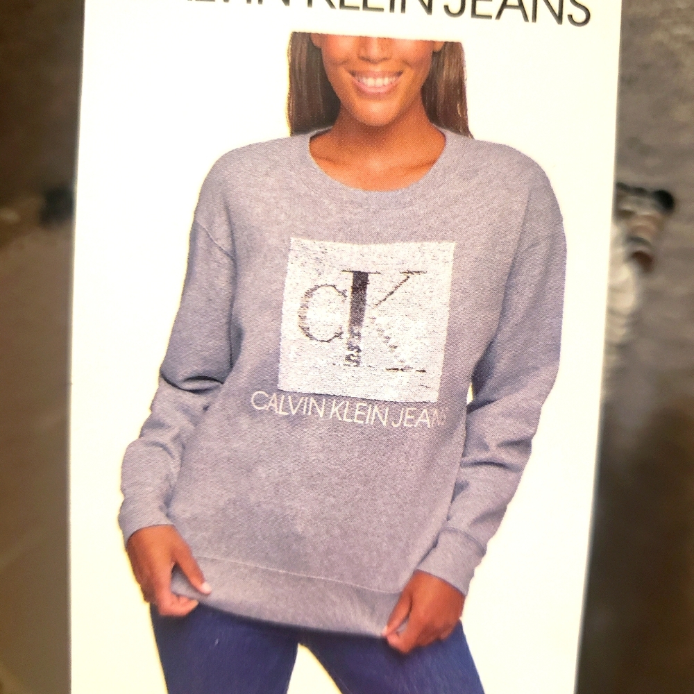 Calvin Klein Flip-Sequin Sweatshirt